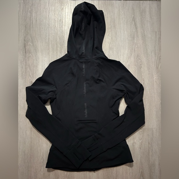 Lululemon jacket - hooded - Picture 3 of 7